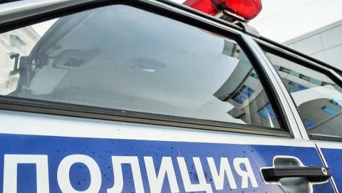 Смирныховские сотрудники полиции изобличили подозреваемого в краже из квартиры